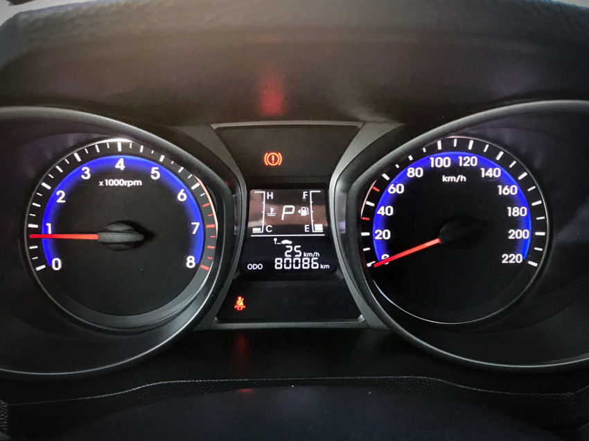 hyundai hb20x premium 1.6 flex  automatico10