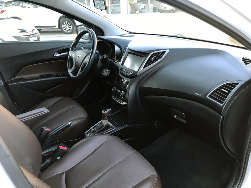 hyundai hb20x premium 1.6 flex  automatico9