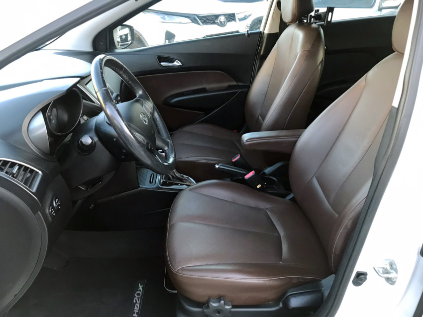 hyundai hb20x premium 1.6 flex  automatico7