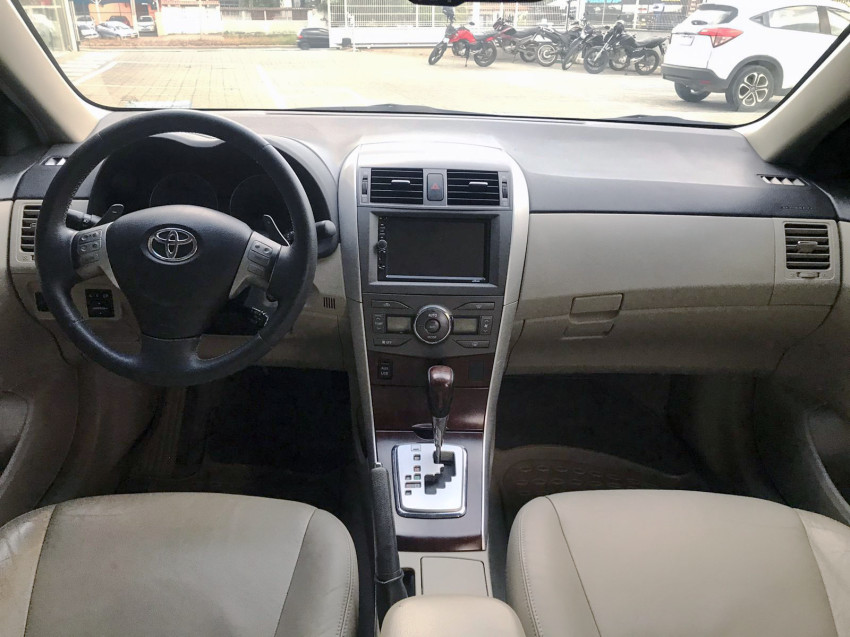 toyota corolla altis/a.premiu. 2.0 flex  automatico6