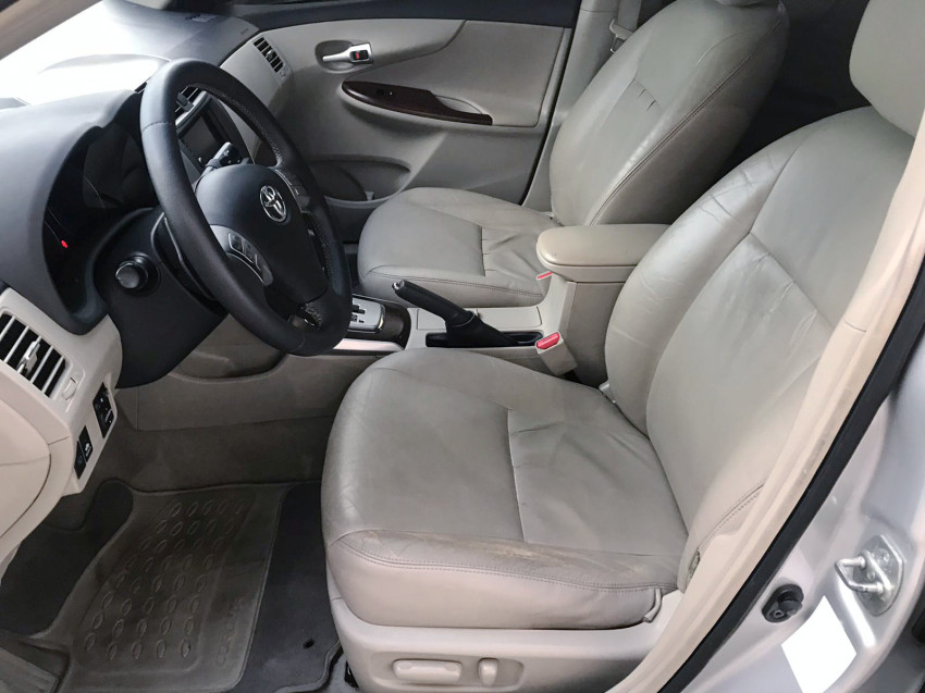 toyota corolla altis/a.premiu. 2.0 flex  automatico7