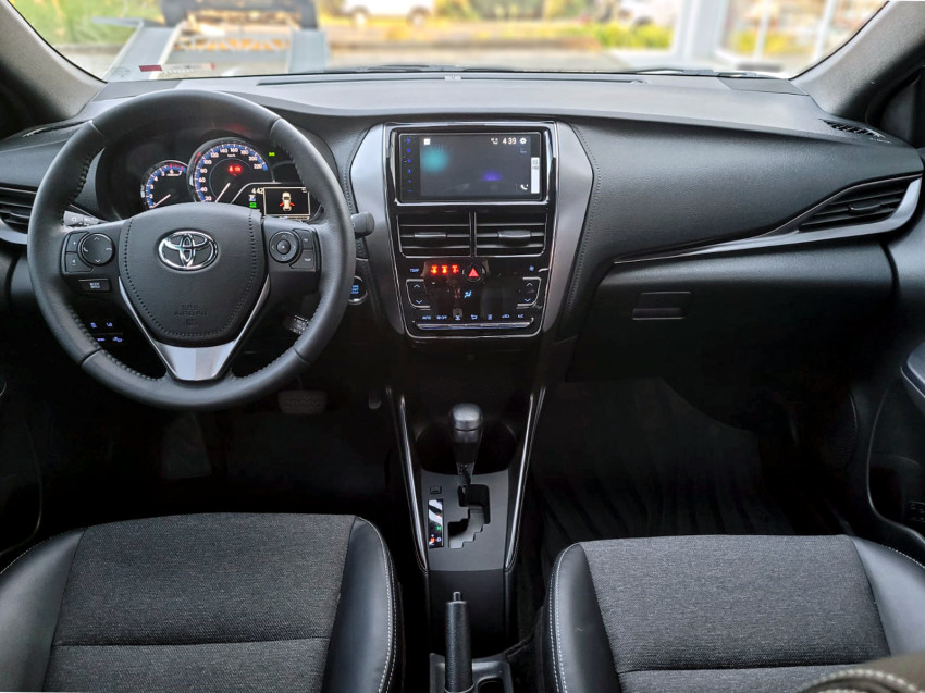 baixa km! - toyota yaris xs 1.5 flex  automatico6