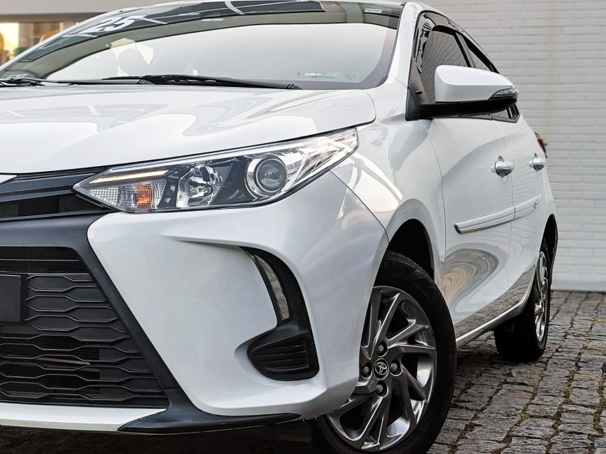 baixa km! - toyota yaris xs 1.5 flex  automatico14