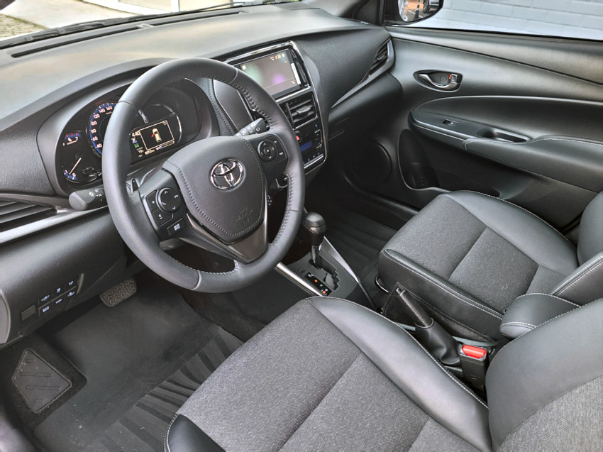 baixa km! - toyota yaris xs 1.5 flex  automatico9