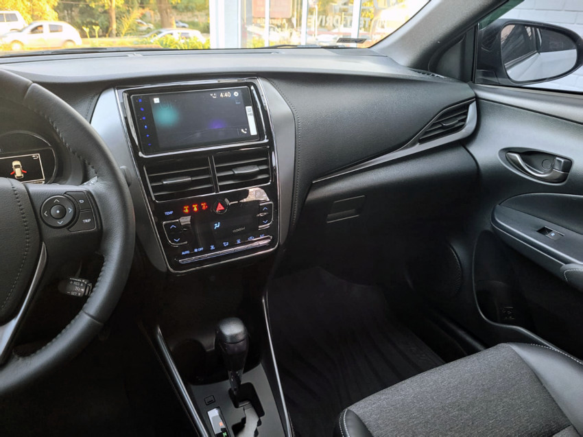 baixa km! - toyota yaris xs 1.5 flex  automatico11