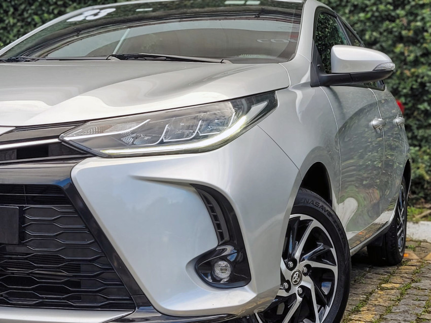 baixa km! - toyota yaris xls 1.5 flex  automatico16