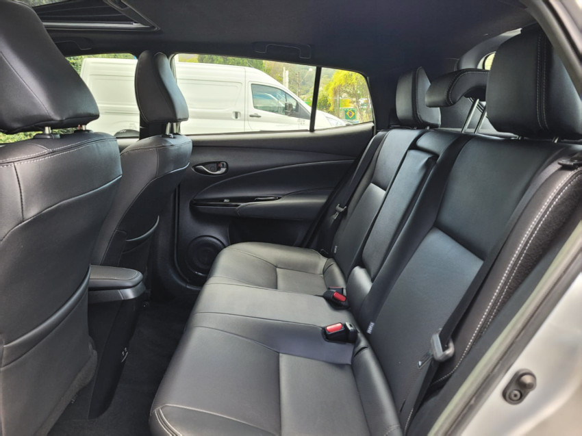 baixa km! - toyota yaris xls 1.5 flex  automatico8