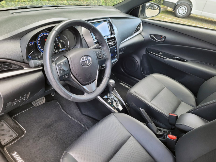 baixa km! - toyota yaris xls 1.5 flex  automatico9