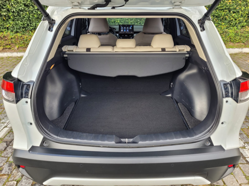 toyota corolla cross xrx 2.0  flex automatico18