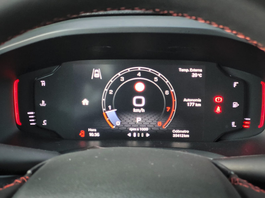 jeep renegade trailhawk t270 1.3 tb flex automatico11