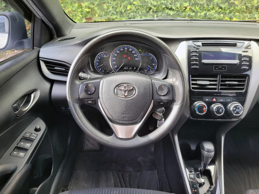 baixa km! - toyota yaris xl 1.3 flex  automatico10