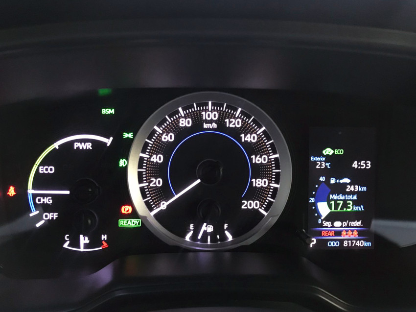 toyota corolla cross xrv 1.8  automatico (hibrido)10