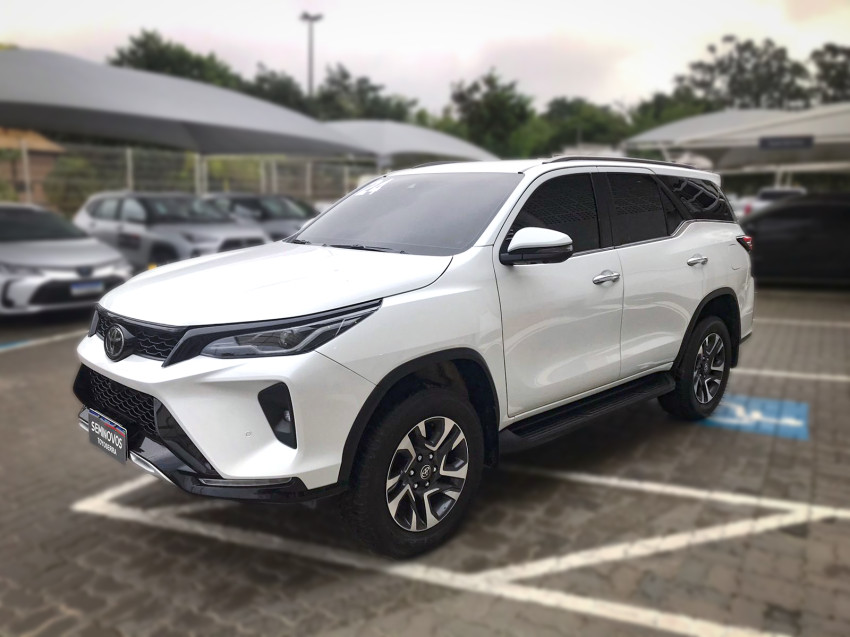 toyota hilux sw4 srx plat. 4x4 2.8 tb die. automatico2