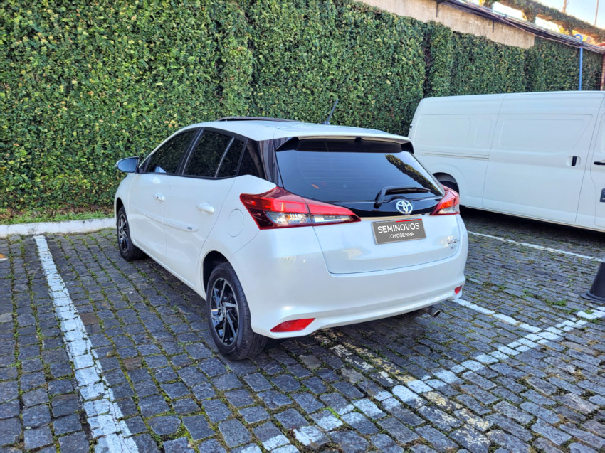 toyota yaris xls 1.5 flex  automatico5