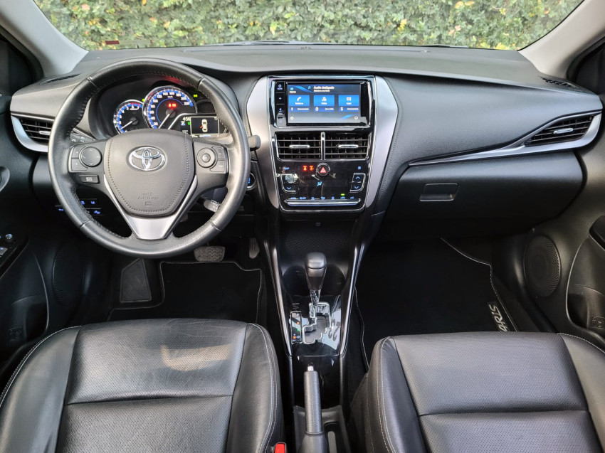 baixa km! - toyota yaris xls sedan 1.5 flex  automatico6