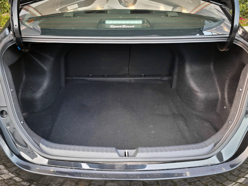 baixa km! - toyota yaris xls sedan 1.5 flex  automatico18