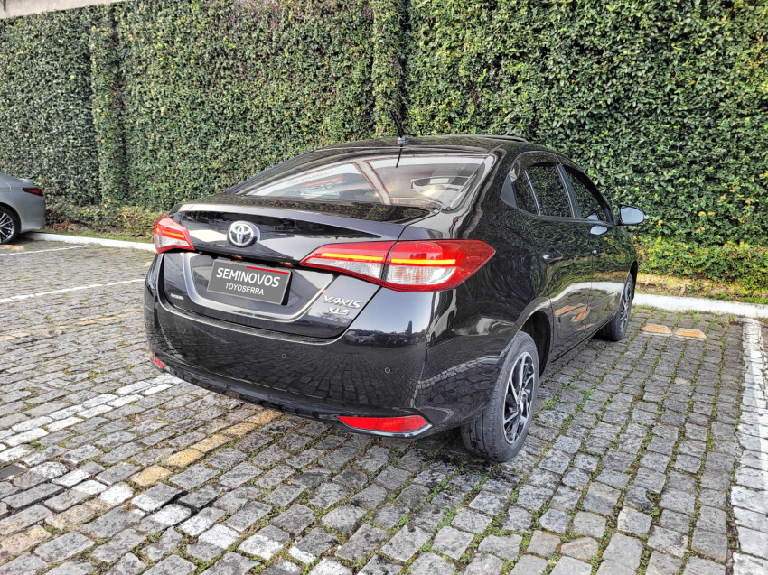 baixa km! - toyota yaris xls sedan 1.5 flex  automatico4