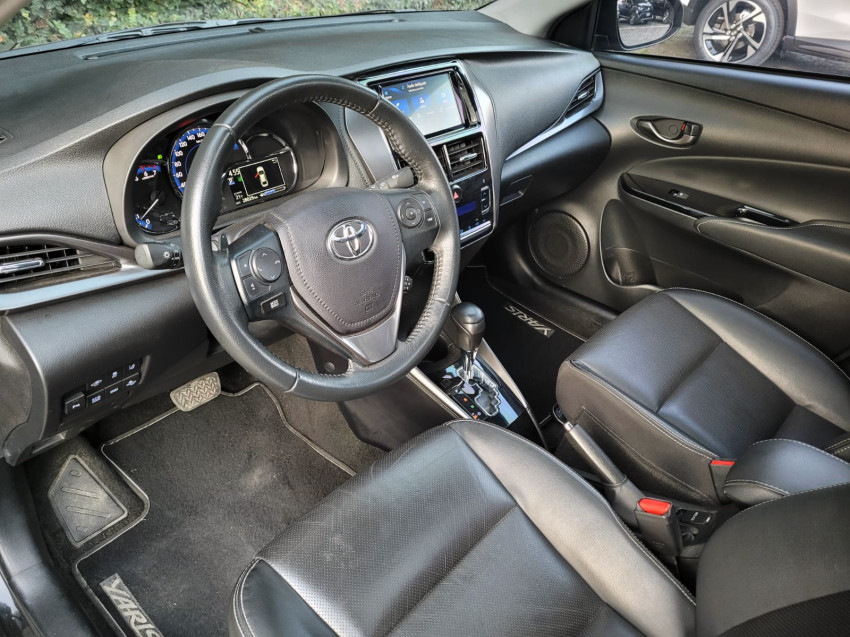 baixa km! - toyota yaris xls sedan 1.5 flex  automatico9