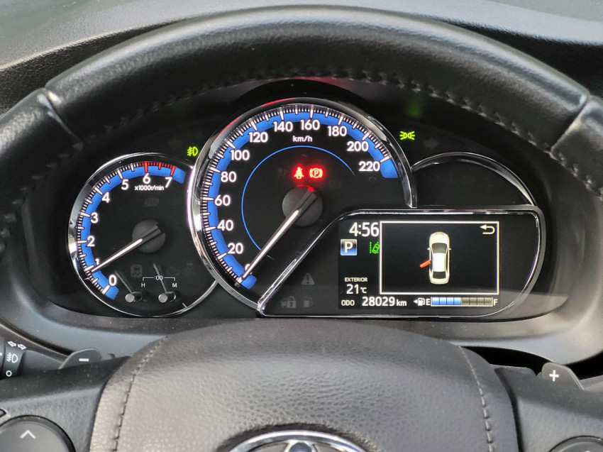 baixa km! - toyota yaris xls sedan 1.5 flex  automatico11