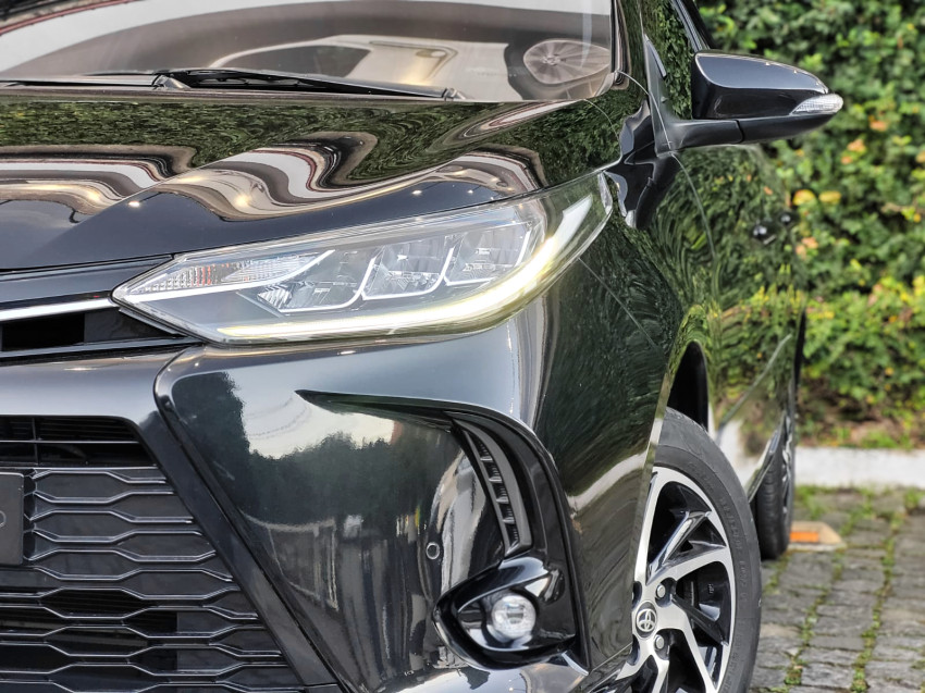 baixa km! - toyota yaris xls sedan 1.5 flex  automatico17