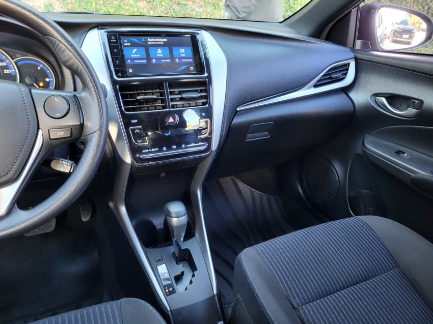 toyota yaris xl plus con. 1.5 flex  automatico12