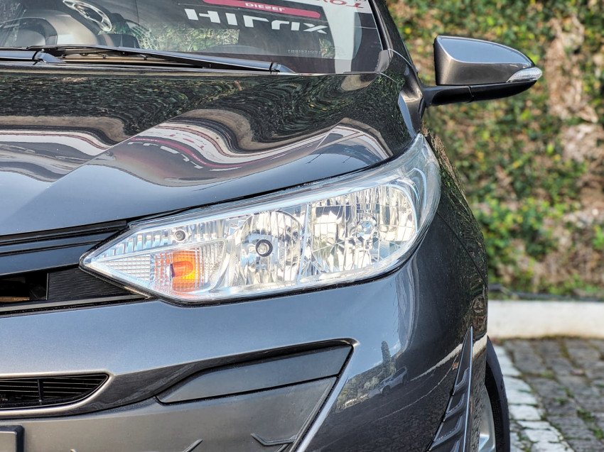 toyota yaris xl plus con. 1.5 flex  automatico16