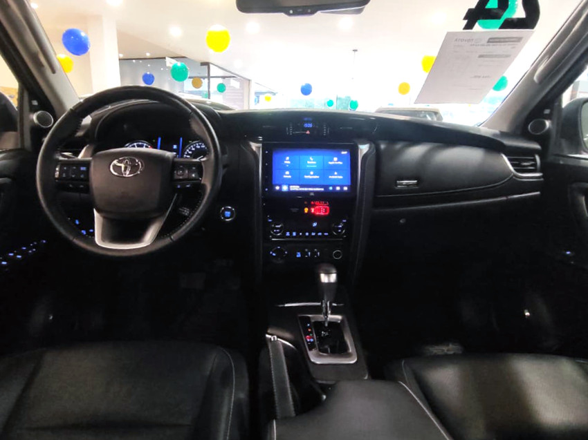 baixa km! - toyota hilux sw4 srx 4x4 2.8  dies. automatico6