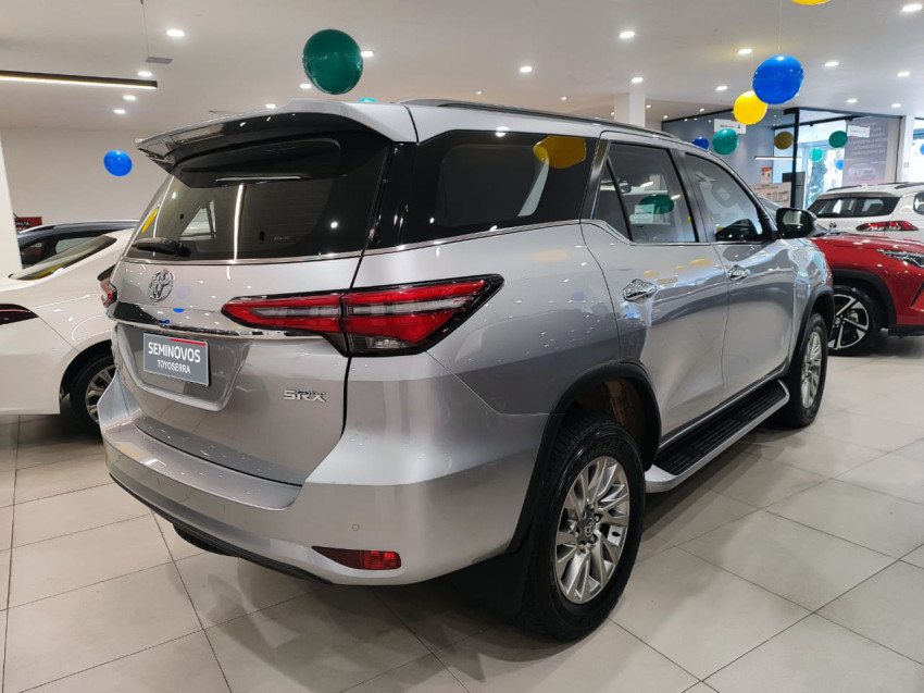 baixa km! - toyota hilux sw4 srx 4x4 2.8  dies. automatico4