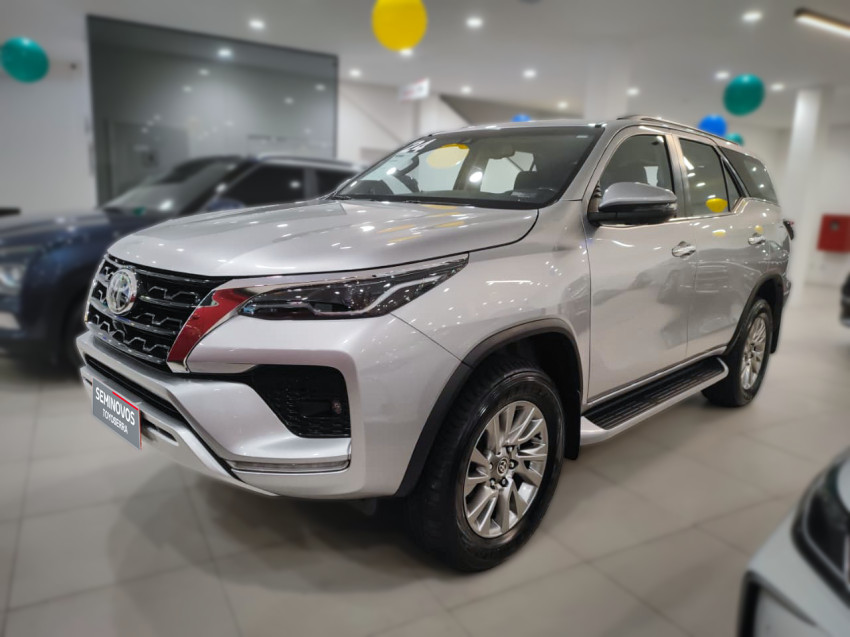 baixa km! - toyota hilux sw4 srx 4x4 2.8  dies. automatico2
