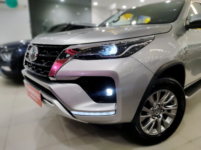 baixa km! - toyota hilux sw4 srx 4x4 2.8  dies. automatico21