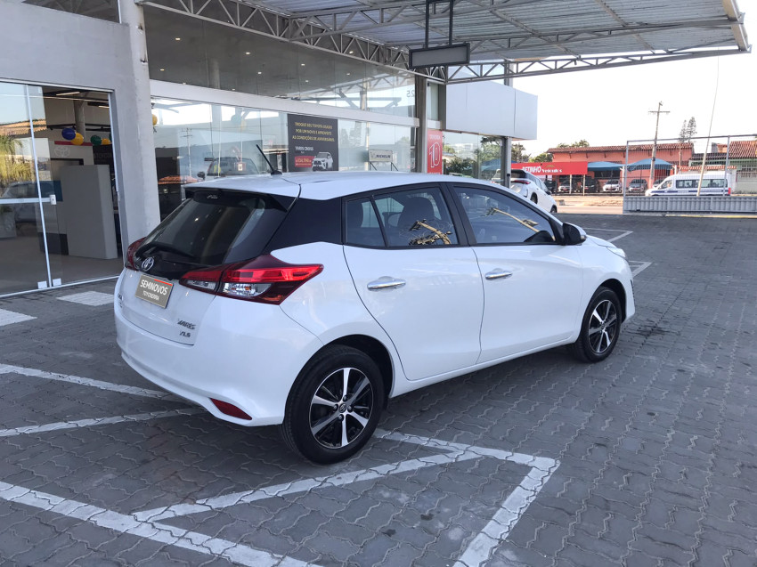 toyota yaris xls 1.5 flex  automatico4