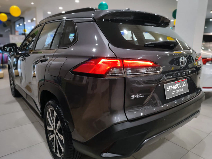 toyota corolla cross xre 2.0  flex automatico17