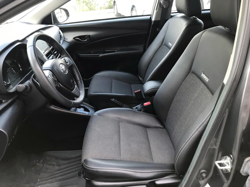 baixa km! - toyota yaris xs sedan 1.5 flex  automatico7