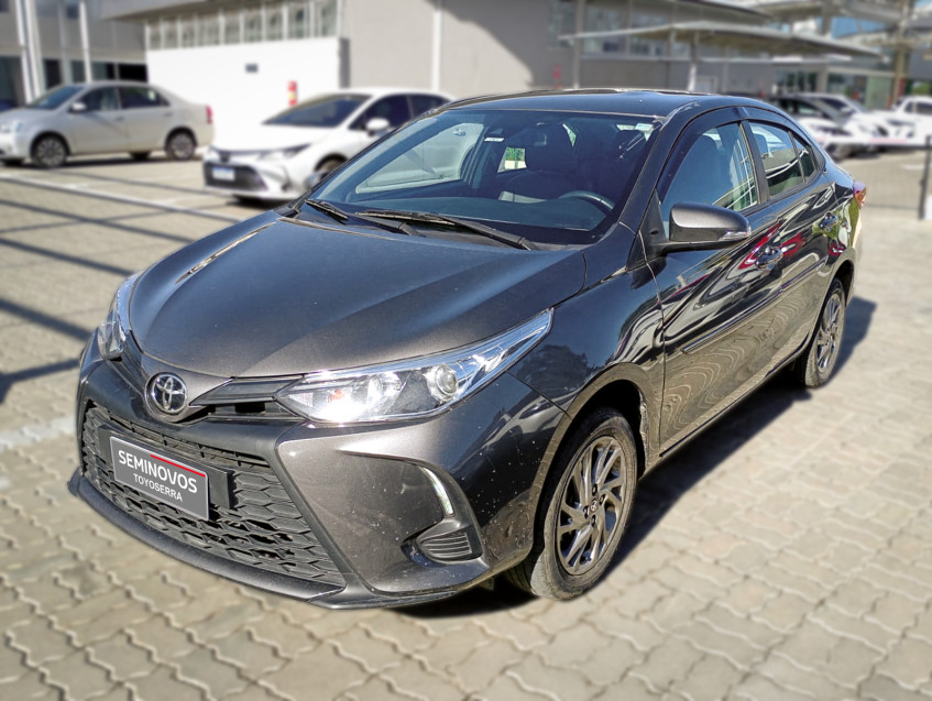 baixa km! - toyota yaris xs sedan 1.5 flex  automatico1
