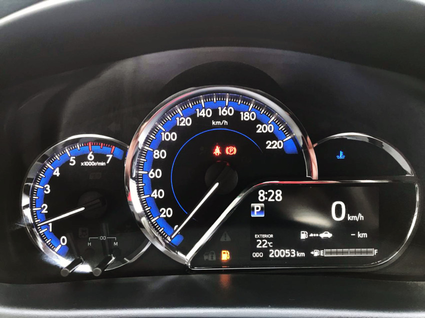 baixa km! - toyota yaris xs sedan 1.5 flex  automatico9
