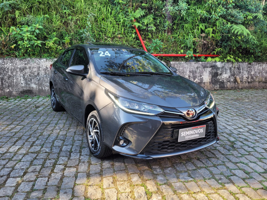 baixa km! - toyota yaris xls sedan 1.5 flex  automatico3