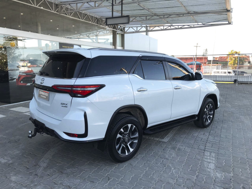 toyota hilux sw4 srx plat. 4x4 2.8 tb die. automatico4