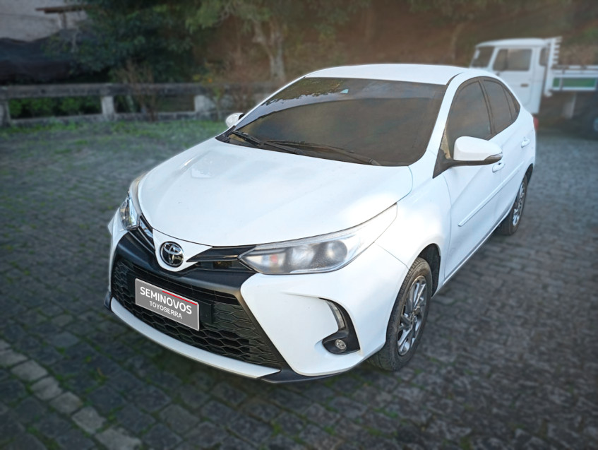 baixa km! - toyota yaris xs sedan 1.5 flex  automatico1