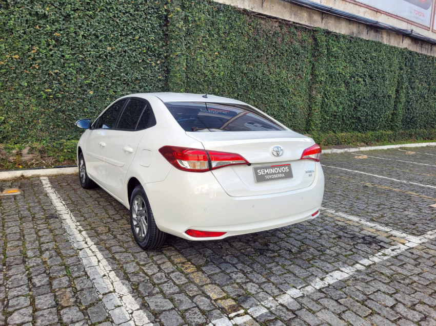 baixa km! - toyota yaris xs sedan 1.5 flex  automatico5