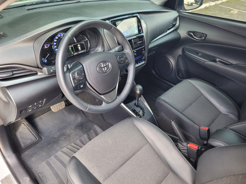 baixa km! - toyota yaris xs sedan 1.5 flex  automatico9
