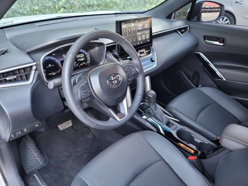 toyota corolla cross xre 2.0  flex automatico9