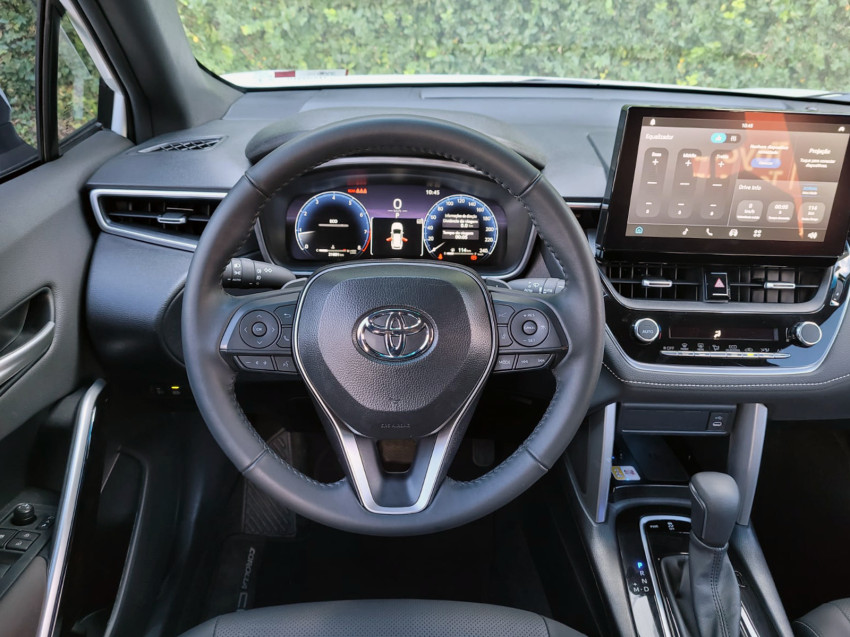 toyota corolla cross xre 2.0  flex automatico10