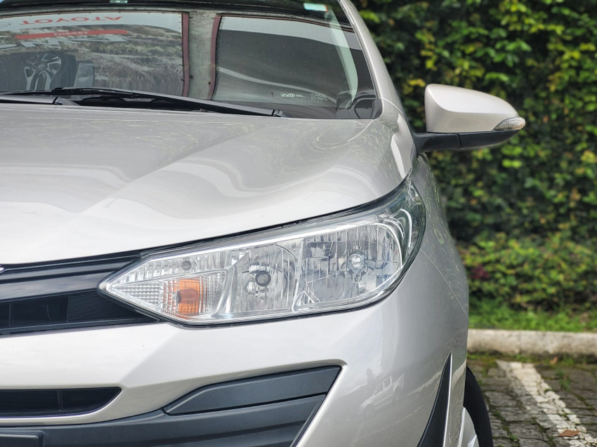 Baixa KM! - Toyota Yaris Xl Sedan 1.5 Flex   Automático15