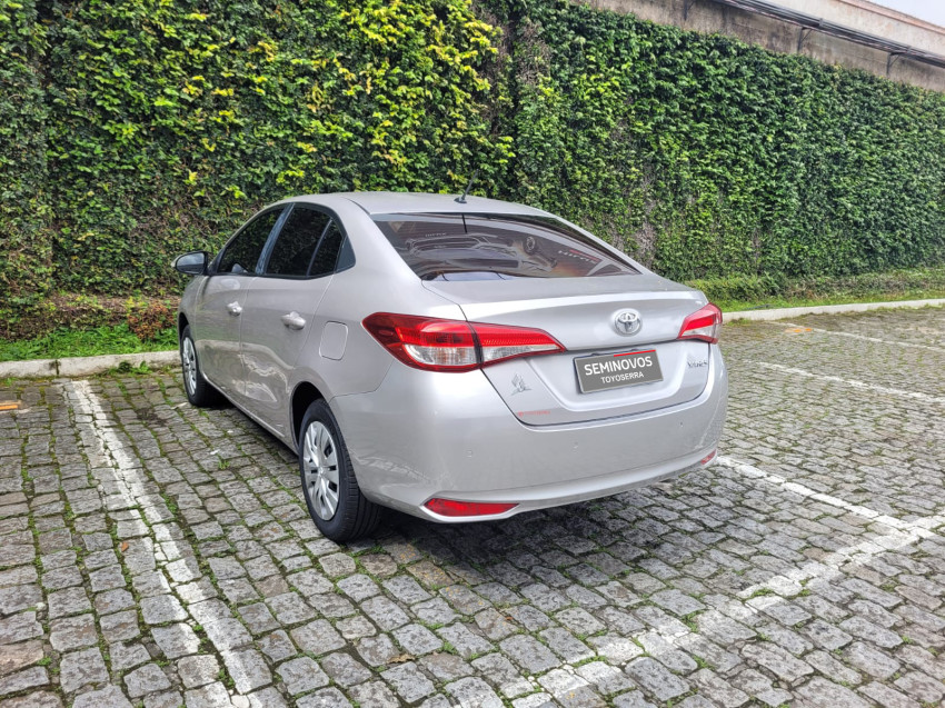 Baixa KM! - Toyota Yaris Xl Sedan 1.5 Flex   Automático5