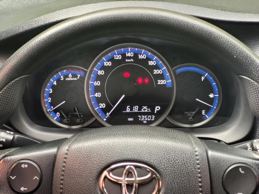 Baixa KM! - Toyota Yaris Xl Sedan 1.5 Flex   Automático11