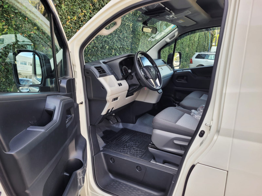 baixa km! - toyota hiace minibus dx 2.8  16l automatico7