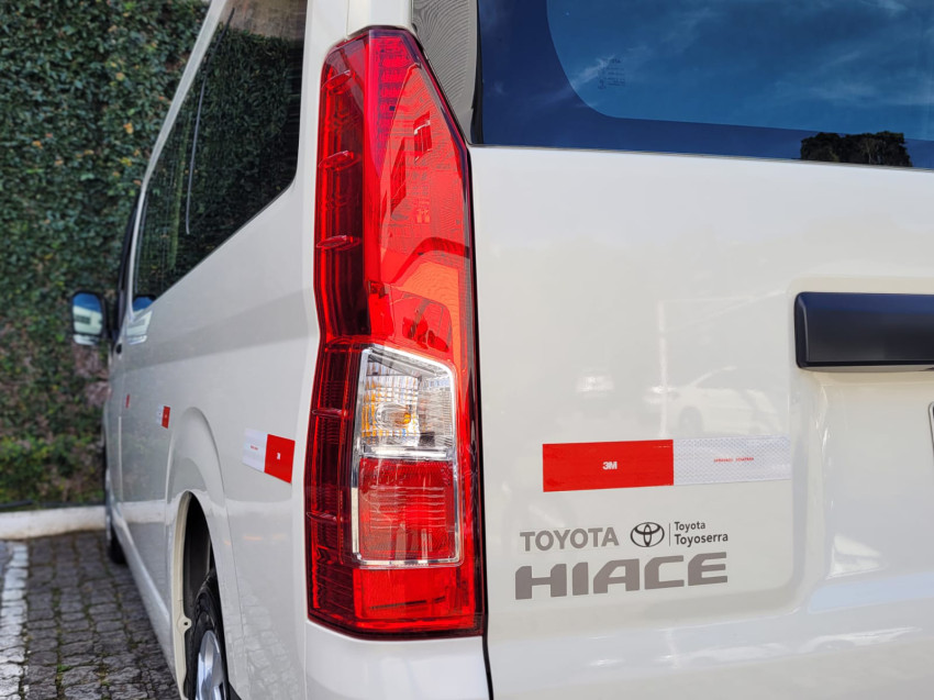 baixa km! - toyota hiace minibus dx 2.8  16l automatico19