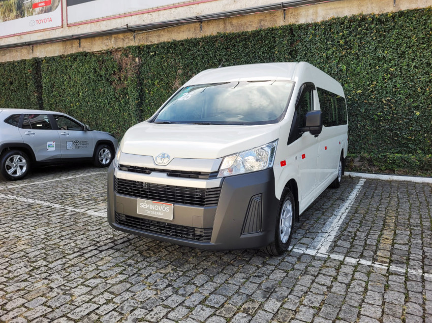 baixa km! - toyota hiace minibus dx 2.8  16l automatico1