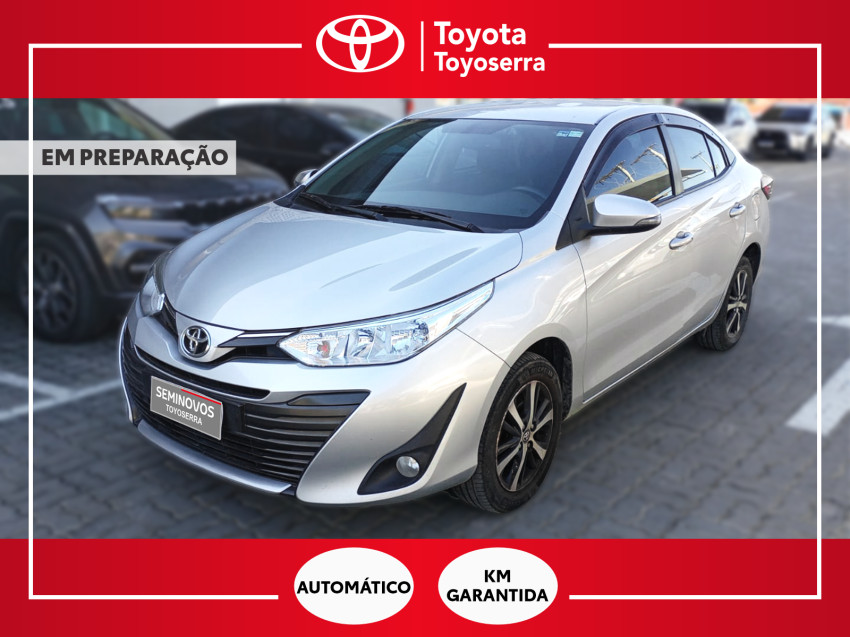 toyota yaris xs sedan 1.5 flex  automatico0