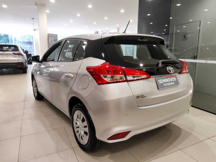 toyota yaris xl 1.5 flex  automatico5